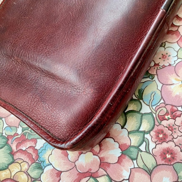 Vintage Coach Wristlet - Creed is 9912, Made in NYC  with glue in registration - Picture 9 of 12